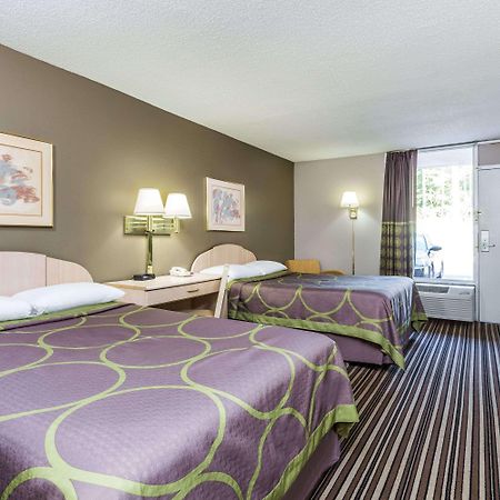 ซูเปอร์ 8 บาย วินด์แฮม คอมเมิร์ซ Hotel ภายนอก รูปภาพ
